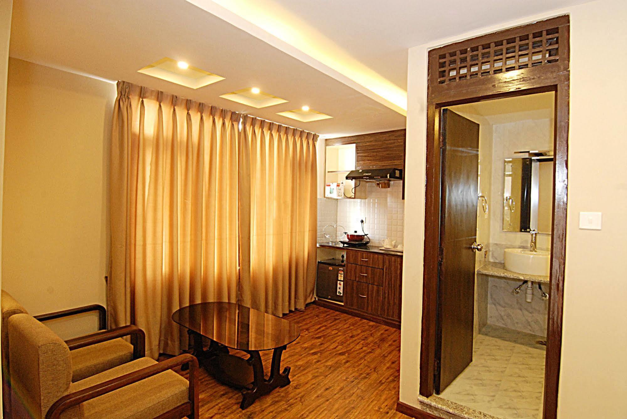 Kathmandu Grand Hotel Luaran gambar